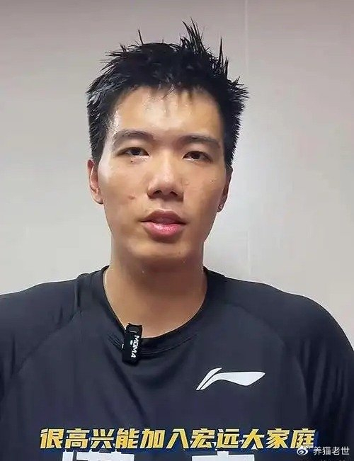 杜锋执教危机浮现 球员交易传闻再掀波澜