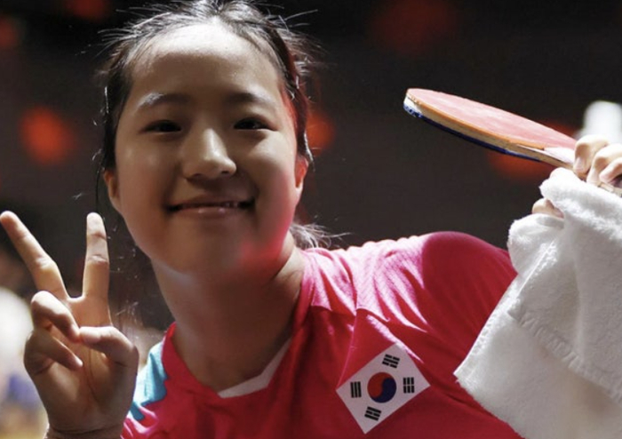 申裕斌力克陈幸同晋级四强 创韩乒历史首夺世界